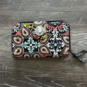 Vera Bradley Wallet/Clutch